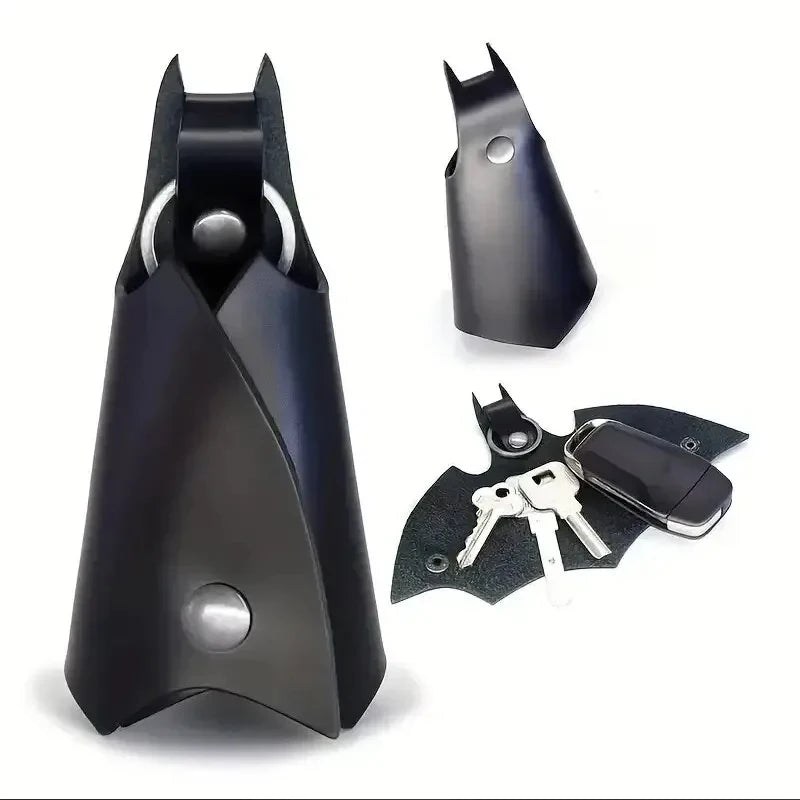 PU Leather Batman Keychain Pendant – Car Key Protector & Anti-Lost Hanging Bag, Perfect Gift for Father’s Day or Boyfriend